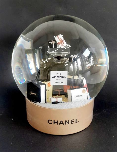 chanel sneeuwbol kopen|≥ Vind chanel sneeuwbol op Marktplaats .